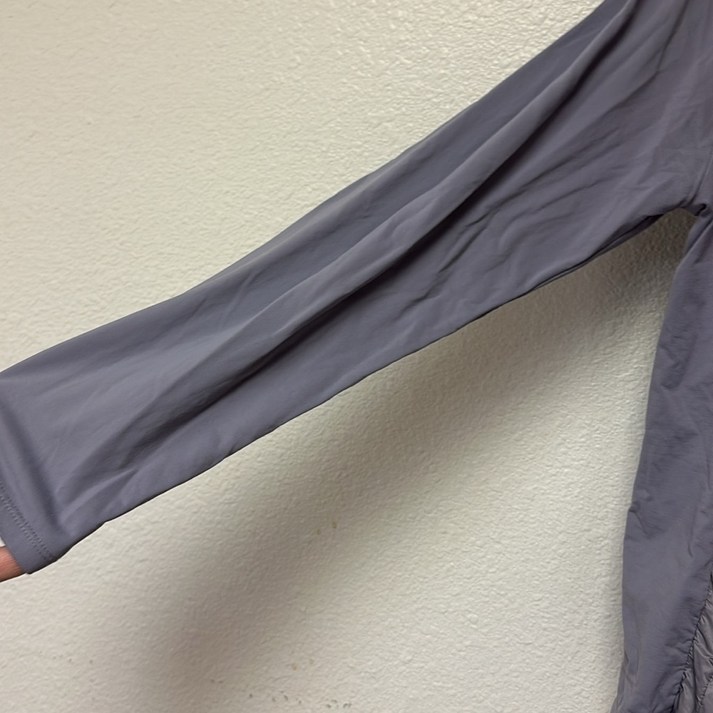 32* degrees performance shacket size medium - Picture 6 of 9
